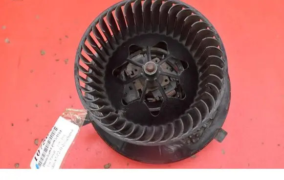 Volkswagen PASSAT CC Heater fan/blower 3C1820015L