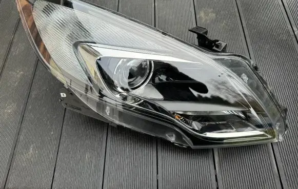 Opel Zafira C Headlight/headlamp 39009022 LE10A6239 030126320205
