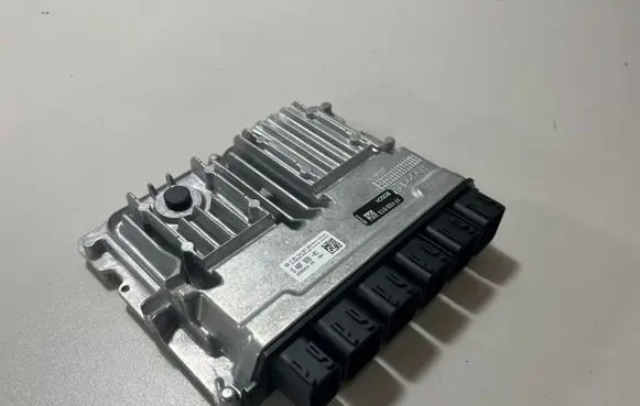 BMW X4 G02 Engine control unit/module 5A8F928