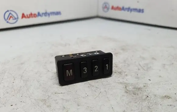 Seat memory switch