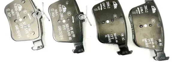 Volkswagen PASSAT B9 Brake pads (front) 3Q0698451J