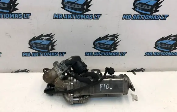 BMW 5 F10 F11 EGR valve cooler 7822350 7810871