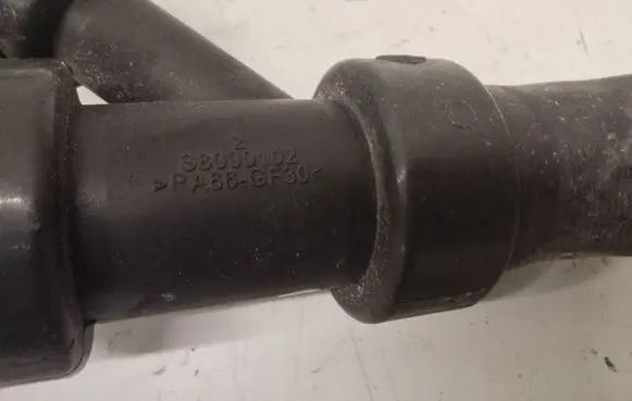 Ford Mondeo MK IV Engine coolant pipe/hose S8000102