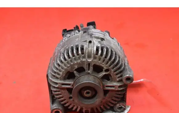 BMW X5 E70 Generator/alternator 7796125