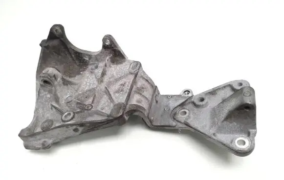 Volvo S80 A/C compressor mount bracket 30757329