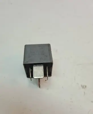 Volvo V70 Other relay 5M5T14B192EA V23136J4X62