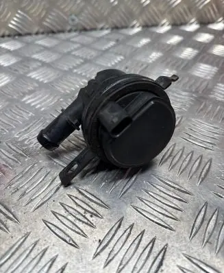 Mercedes-Benz E W212 Electric auxiliary coolant/water pump A0005000686 392023206