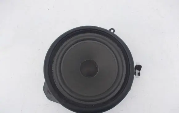 Audi A4 S4 B6 8E 8H Front door speaker 8E0035411