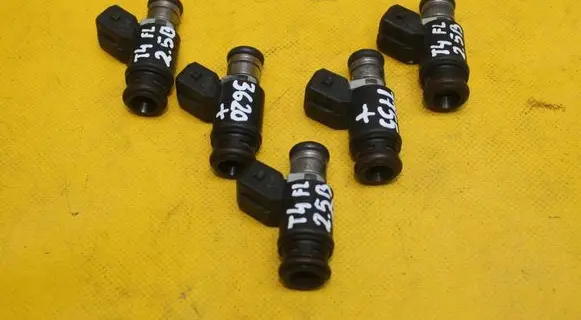 Volkswagen Multivan T4 Fuel injectors set 