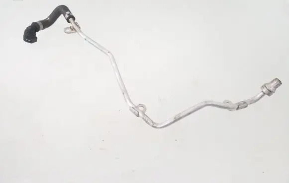 BMW 5 G30 G31 Engine coolant pipe/hose 8580972