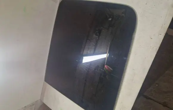 Renault Trafic II (X83) Loading door trunk window/glass 