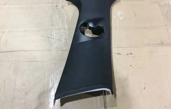 BMW X6 E71 (B) pillar trim (top) 6979850