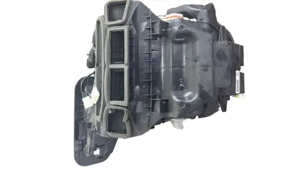 Nissan Qashqai Interior heater climate box assembly