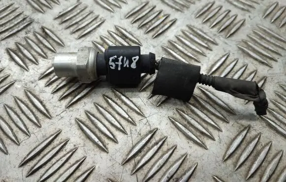 Audi A4 S4 B8 8K Air conditioning (A/C) pressure sensor 