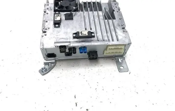 Navigation unit CD/DVD player
