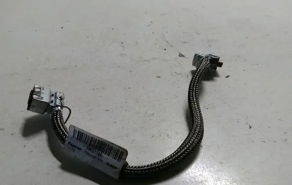 Volkswagen Touareg I Headlight/headlamp wiring loom/harness 89027765