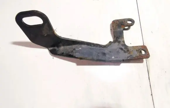 KIA Carnival Engine mounting bracket