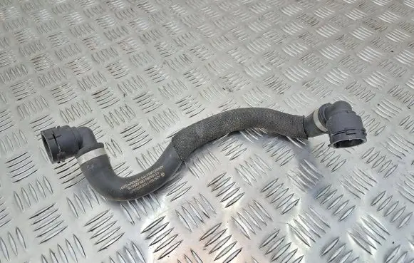 Mercedes-Benz E AMG W213 Engine coolant pipe/hose A2575011100