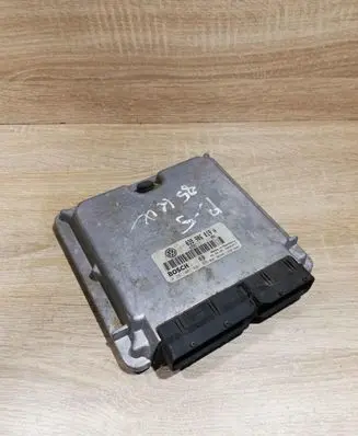 Volkswagen PASSAT B5 Engine control unit/module ECU 038906019A 0281001691