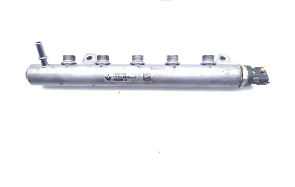 Mercedes-Benz Vito Viano W447 Fuel main line pipe 175216420R 8201044829