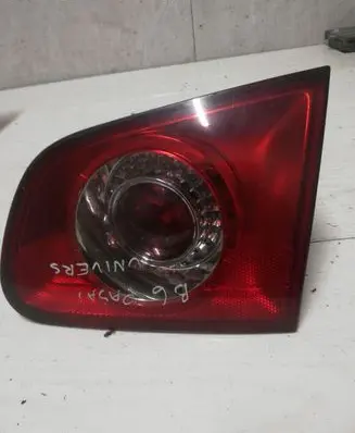 Volkswagen PASSAT B6 Tailgate rear/tail lights