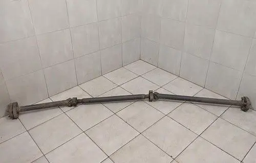 Maybach 57/62 Rear driveshaft/prop shaft A2404101106