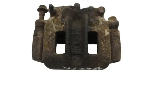 Mitsubishi Pajero Front brake caliper