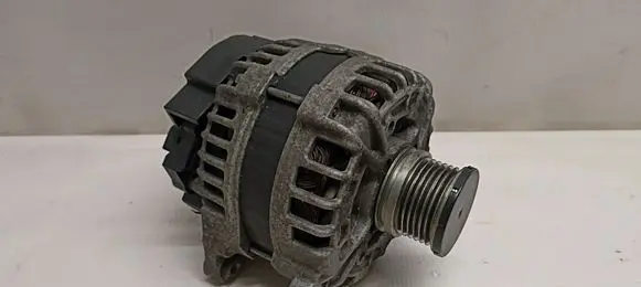 Audi Q5 SQ5 Generator/alternator 03L903017E
