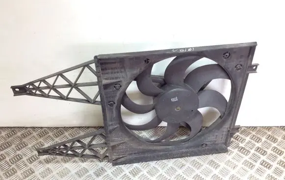 Seat Ibiza III (6L) Radiator cooling fan shroud 6Q0121207