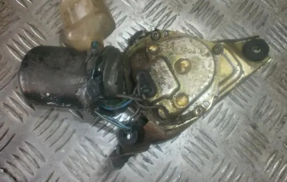Subaru Outback Wiper motor wm72282s