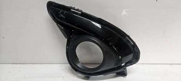 Mazda 2 Front fog light trim/grill DC3D50C21
