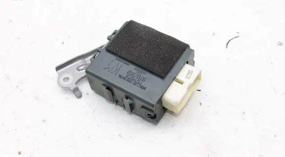 Lexus IS III XE30 Door central lock control unit/module 8597053050