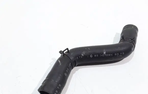 Subaru Legacy Engine coolant pipe/hose