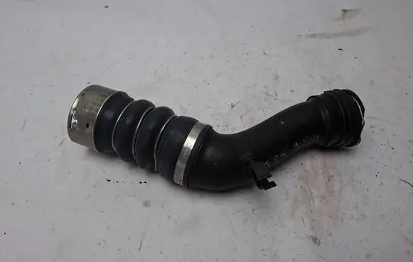 BMW X3 F25 Air intake hose/pipe 70380526 ETB446487