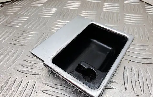 BMW 5 E60 E61 Ashtray (front) 9112906 51459112906