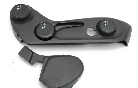 Infiniti Q30 Seat trim A2469195000 A2469194200