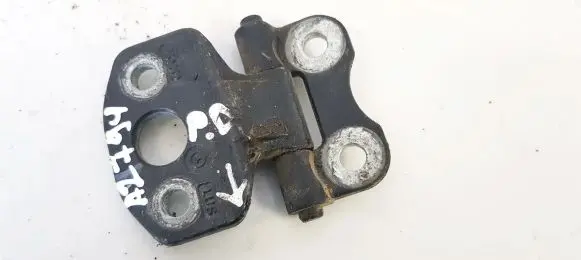 Renault 19 Front door upper hinge 94m12