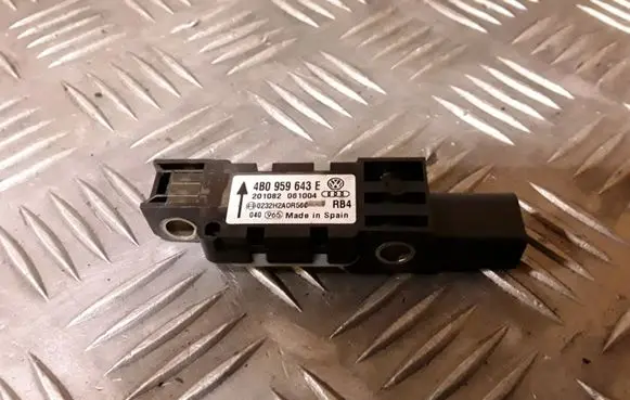 Audi A6 S6 C6 4F Airbag deployment crash/impact sensor 4B0959643E