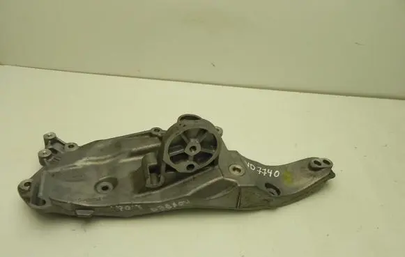 Ford Galaxy Engine mounting bracket DS7Q8D611AH VD7740