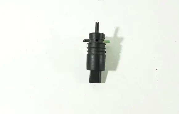 Mitsubishi Colt Windscreen/windshield washer pump 002005