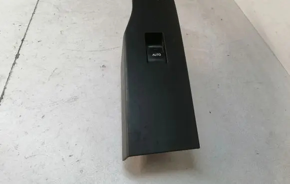 Toyota Auris E180 Electric window control switch 7423102D50