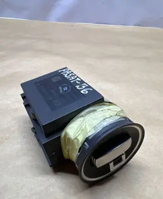 Volkswagen PASSAT B6 Ignition lock 3C0905843 3330