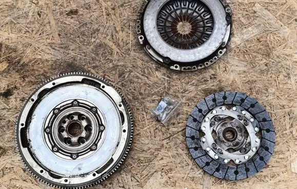 Audi A3 8Y Clutch set kit 05C105266 05C141025A 05C141031B