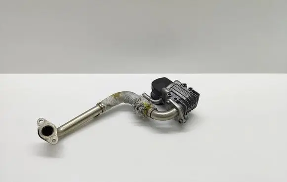 BMW 5 E60 E61 EGR valve 7548415 754841504