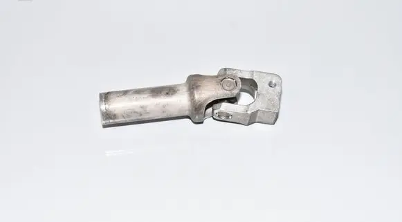 BMW M5 F90 Prop shaft universal joint 