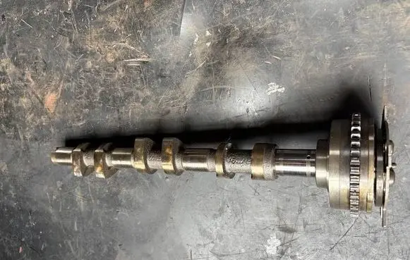 Jaguar XJ X351 Camshaft RFDX-SA392-2