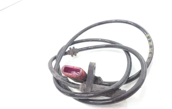 Mercedes-Benz E A207 ABS rear brake sensor A2075400317