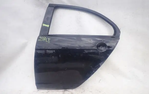 Mitsubishi Lancer X Rear door