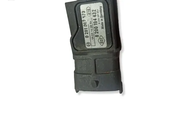 Renault Megane II Air pressure sensor 0281002573 8200194432