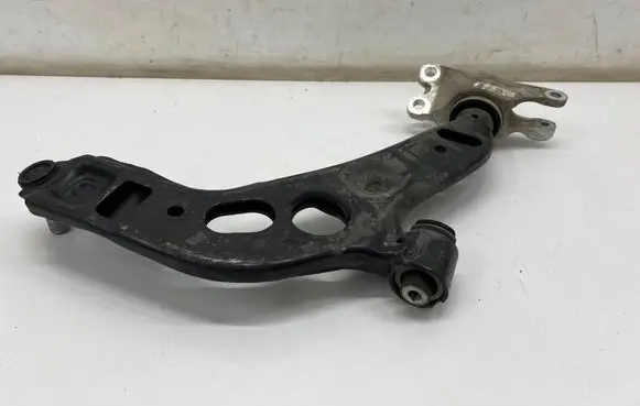 Front lower control arm/wishbone